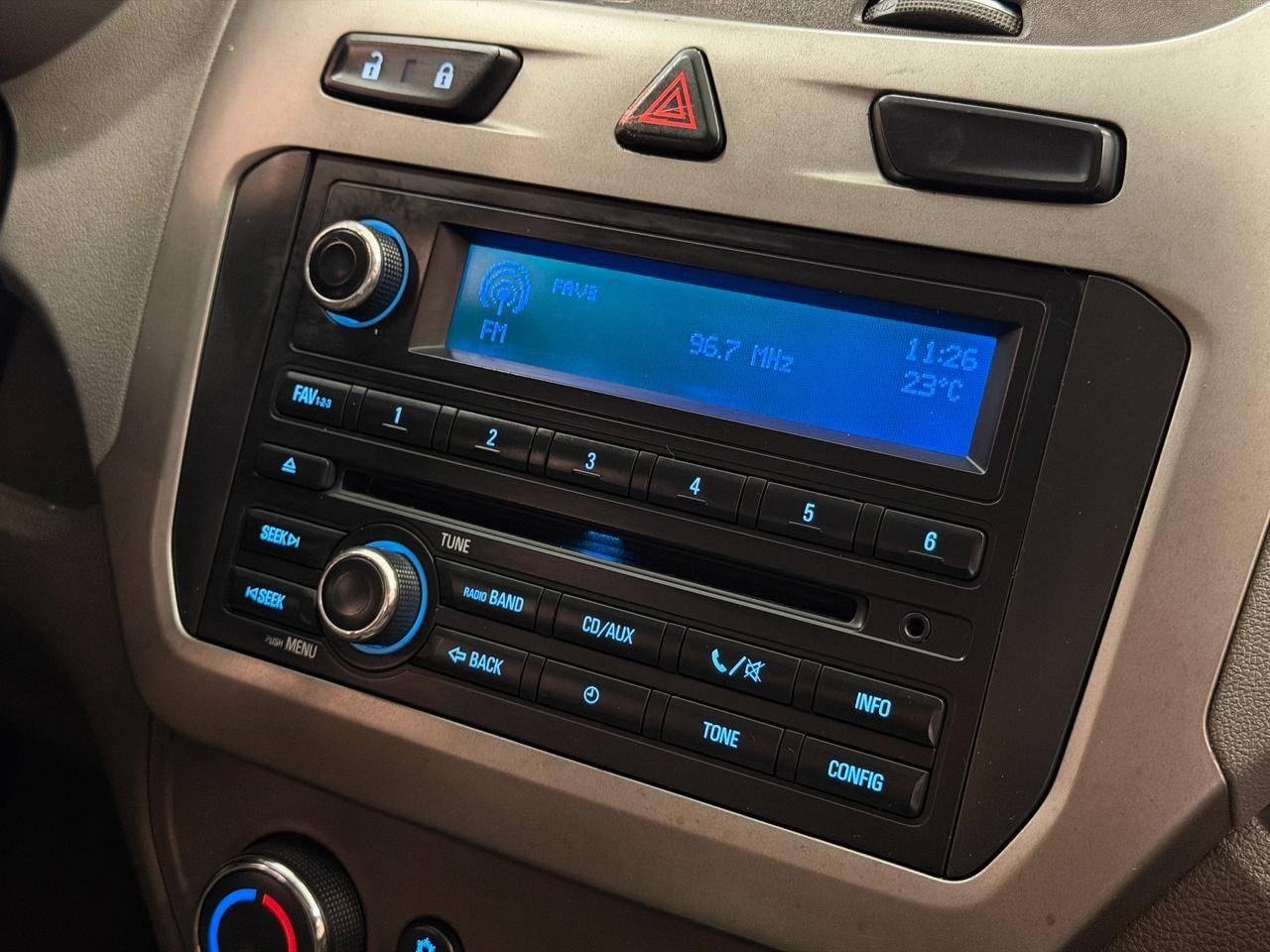 Foto número 555009 do veiculo