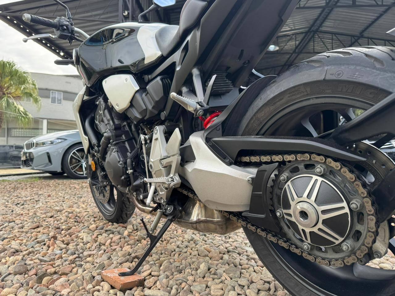 Foto número 586623 do veiculo