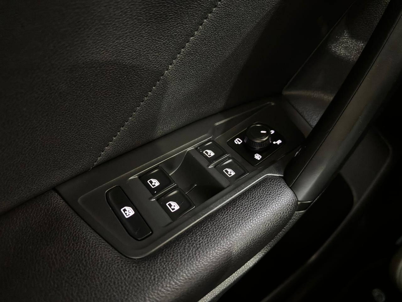 Foto número 589745 do veiculo