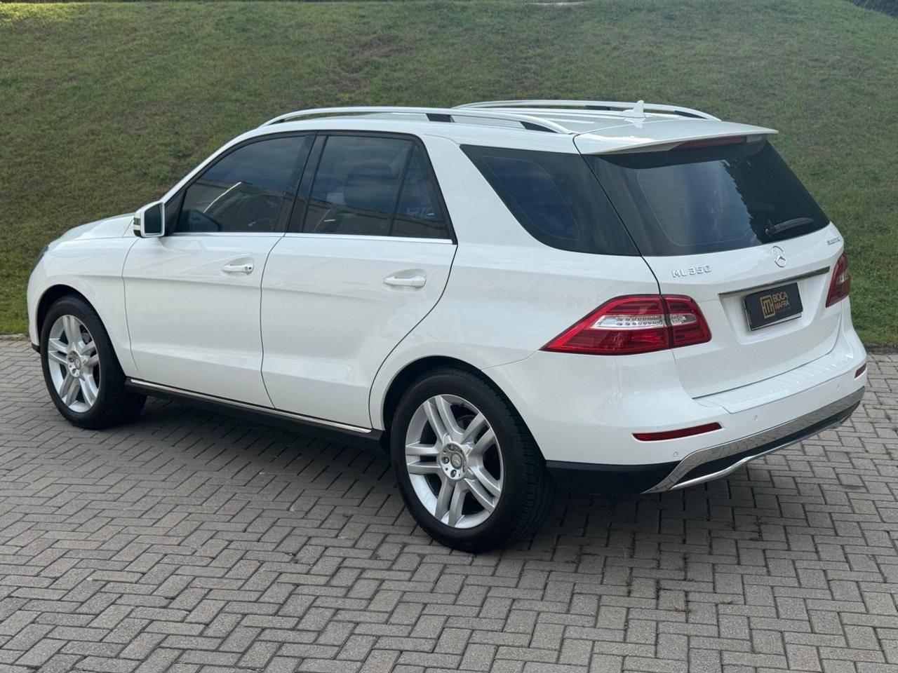 Foto número 571409 do veiculo