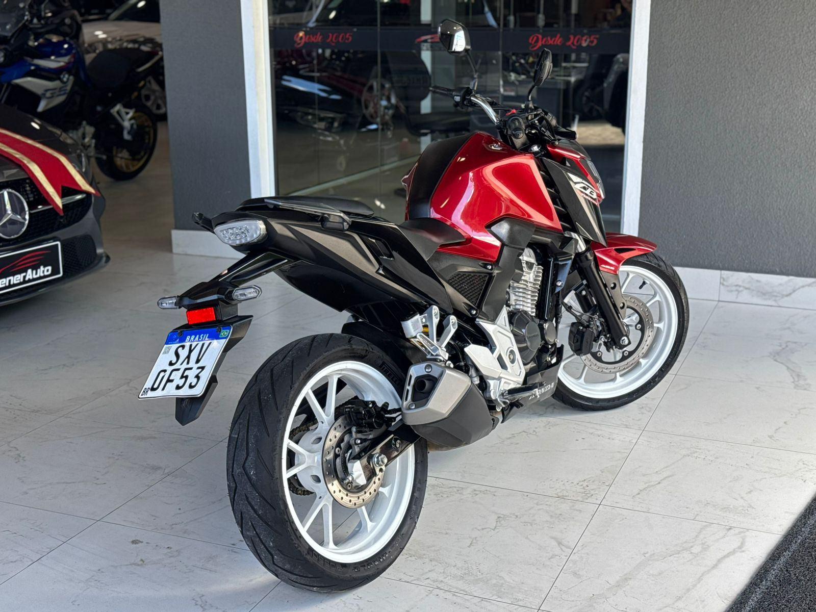 Foto número 558744 do veiculo