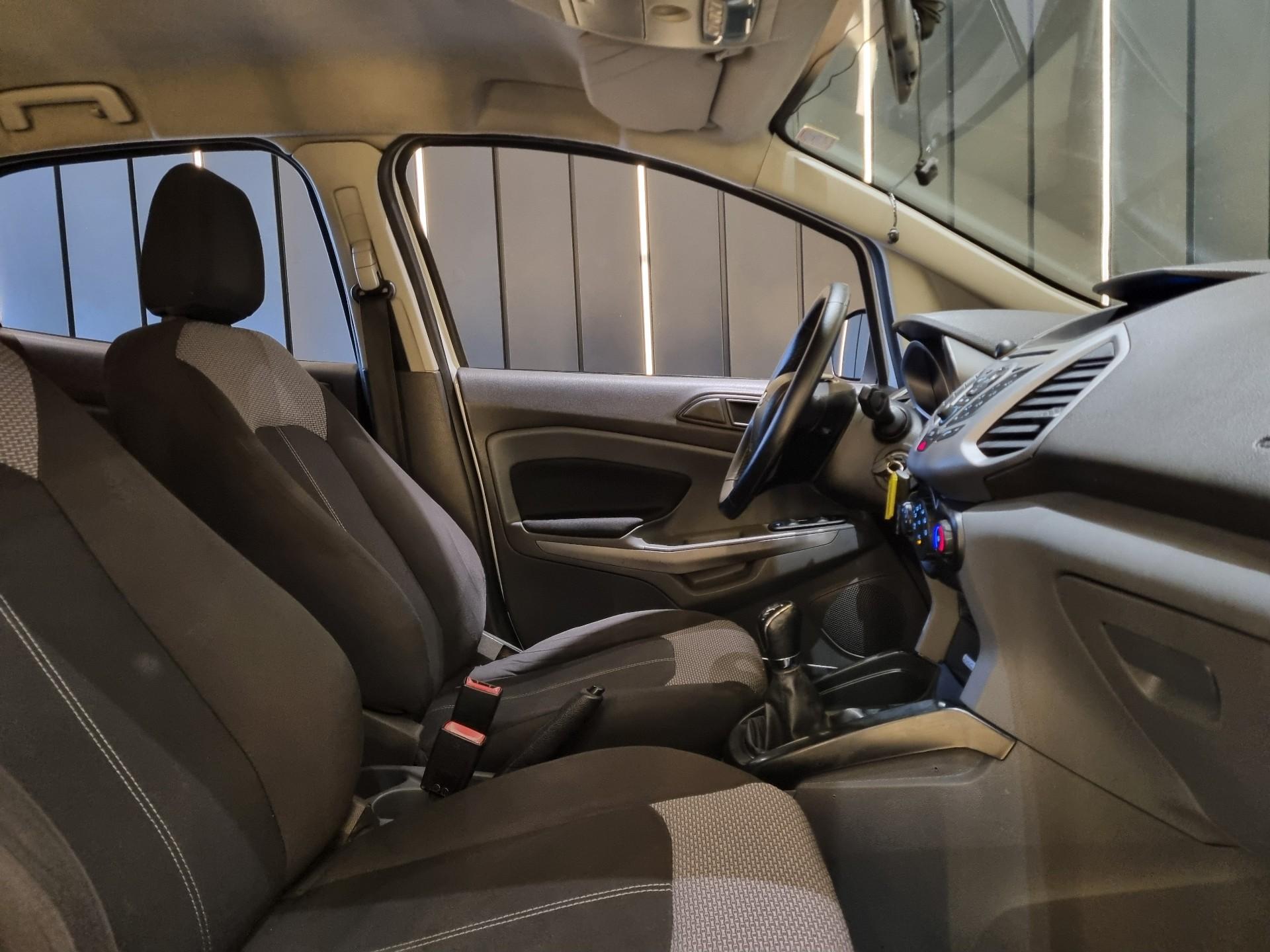 Foto número 576649 do veiculo