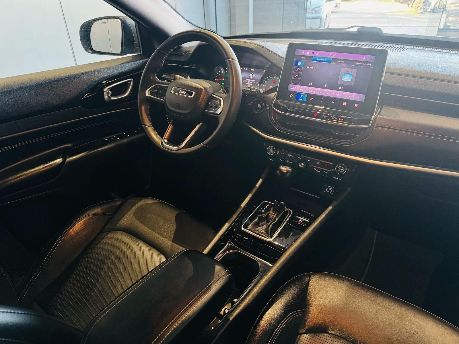 Foto número 584214 do veiculo