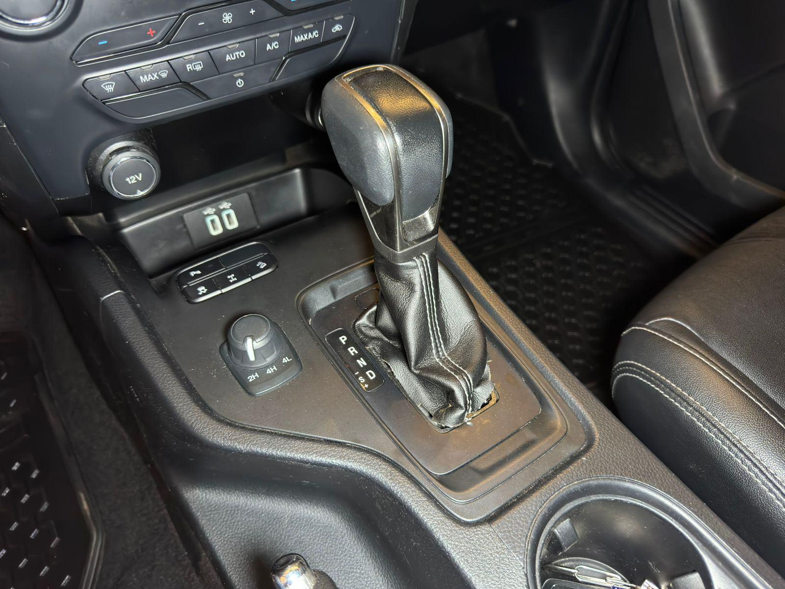 Foto número 546198 do veiculo