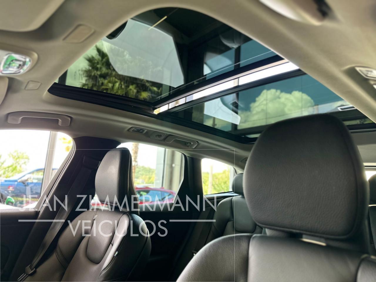 Foto número 586985 do veiculo