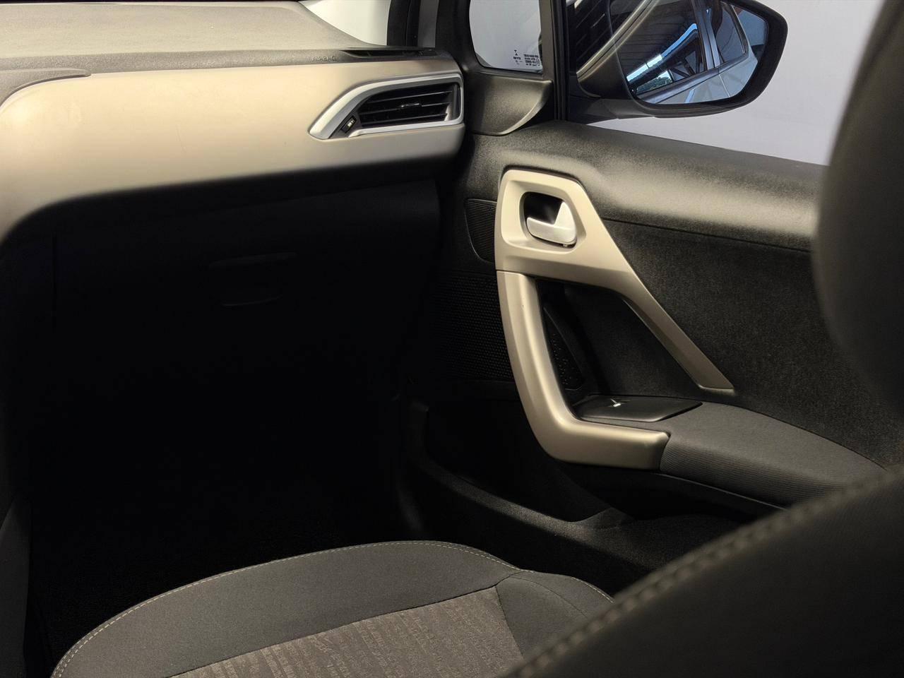 Foto número 587061 do veiculo