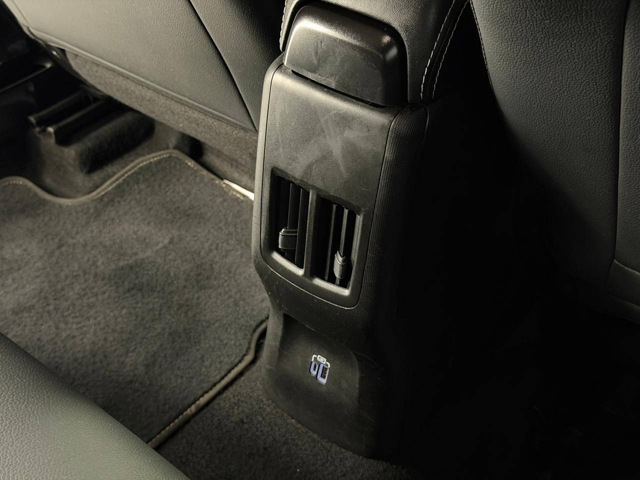 Foto número 586936 do veiculo