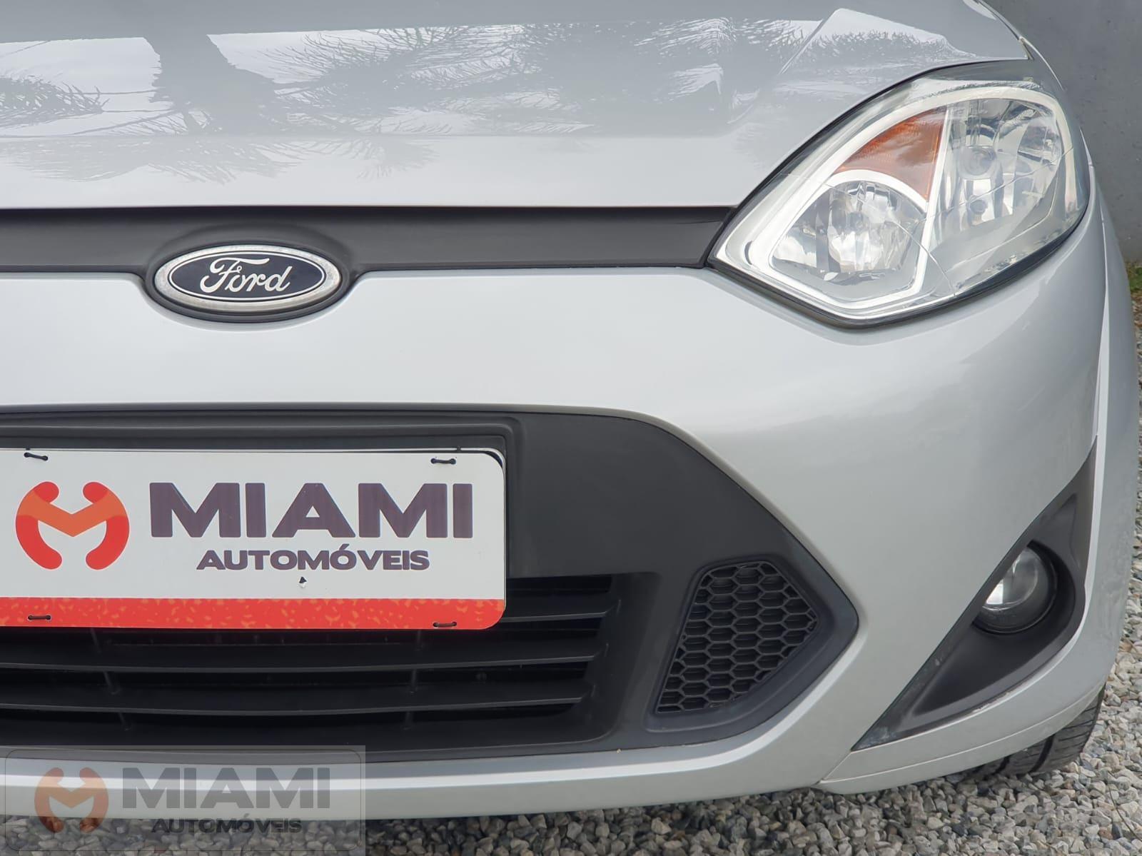 Foto número 557824 do veiculo