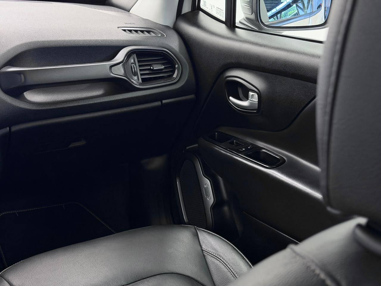 Foto número 573937 do veiculo