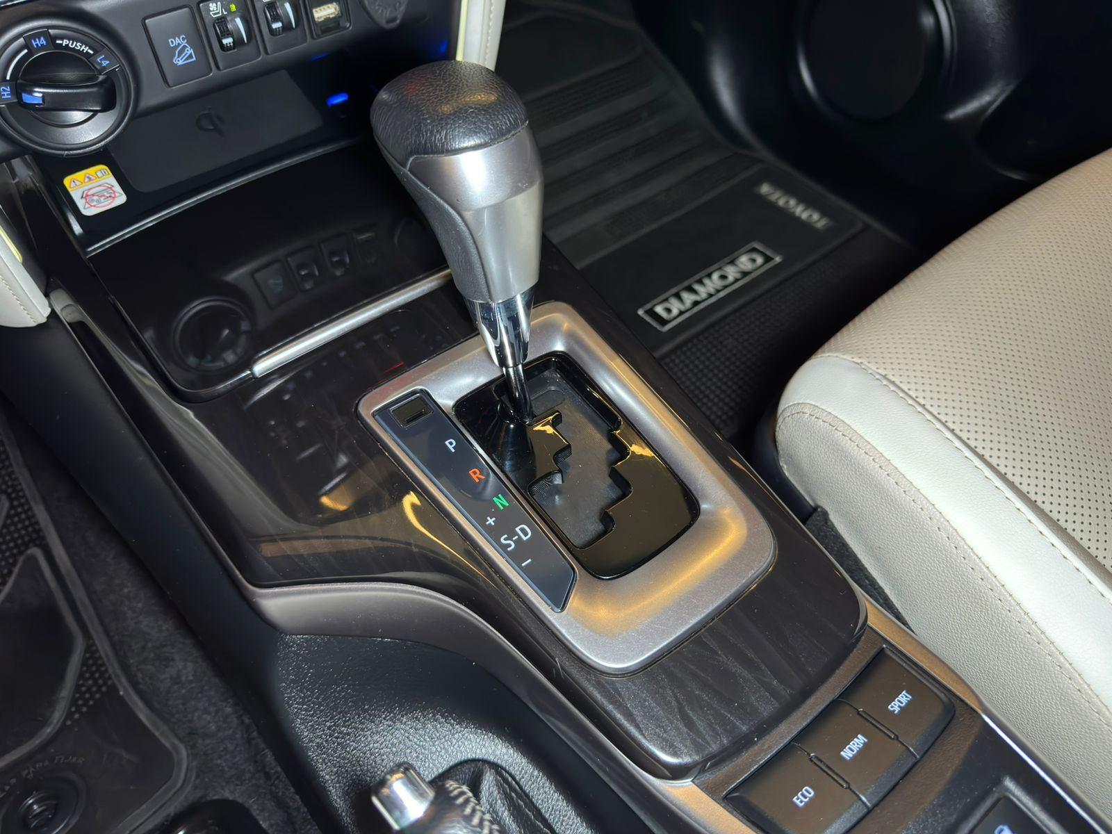 Foto número 569373 do veiculo