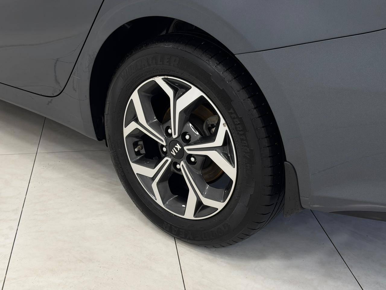 Foto número 592180 do veiculo