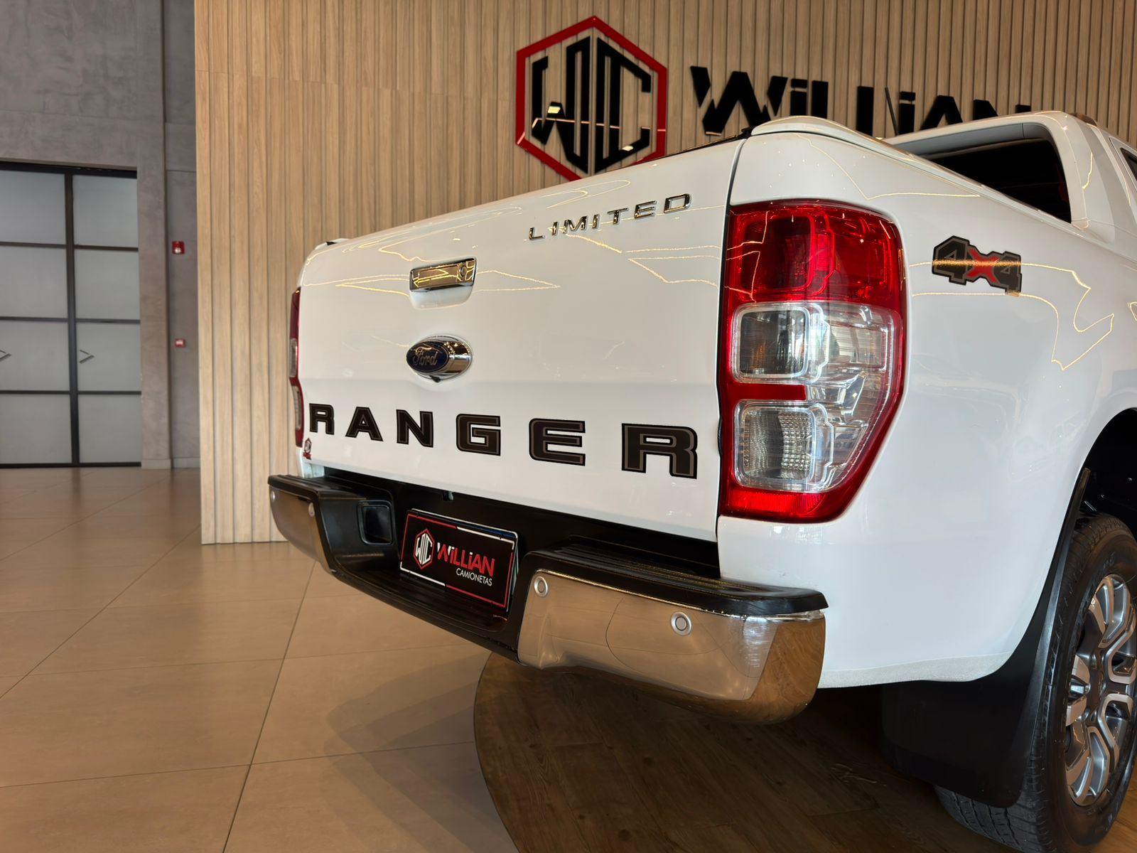 Foto número 546209 do veiculo