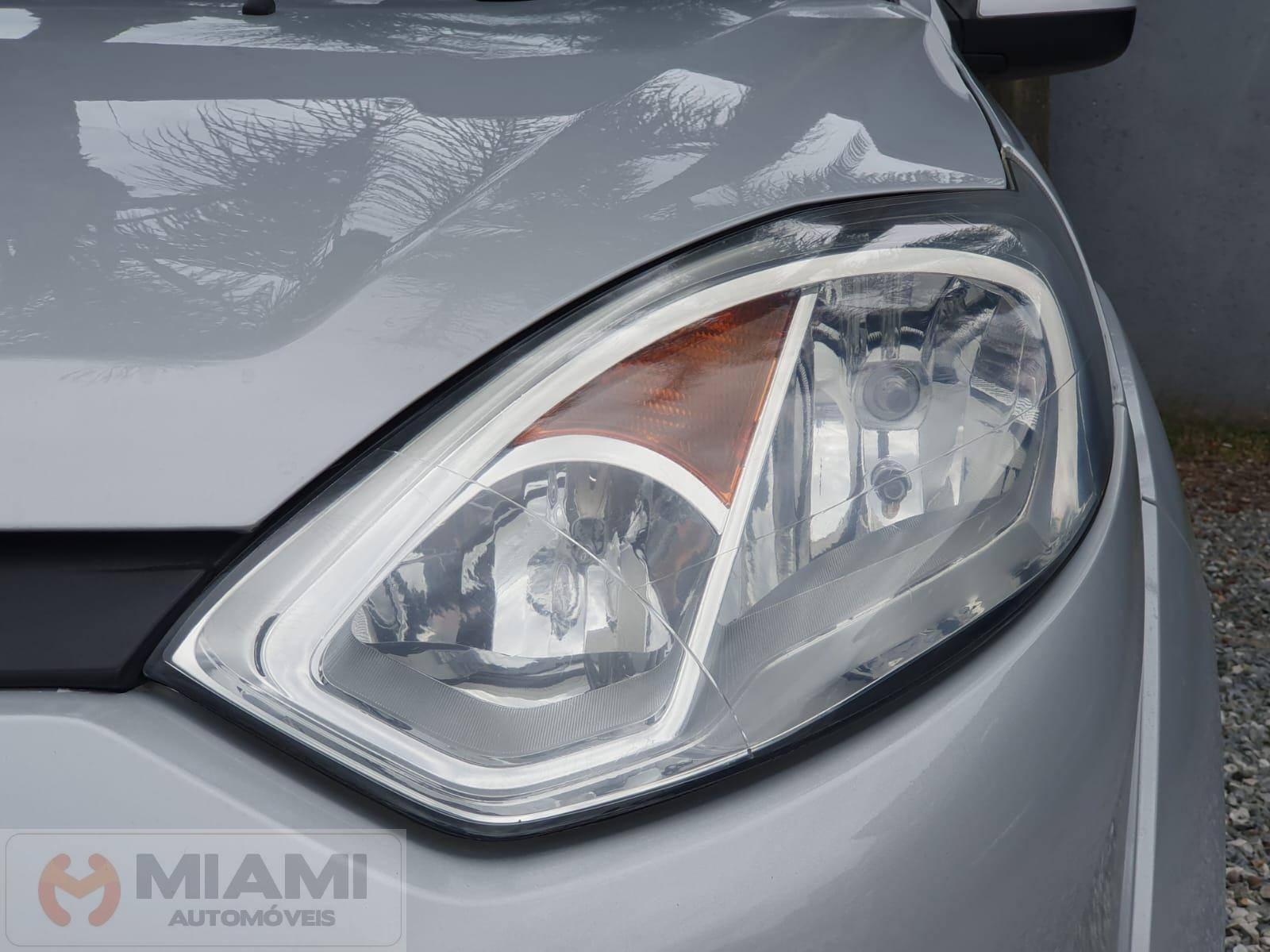 Foto número 557825 do veiculo