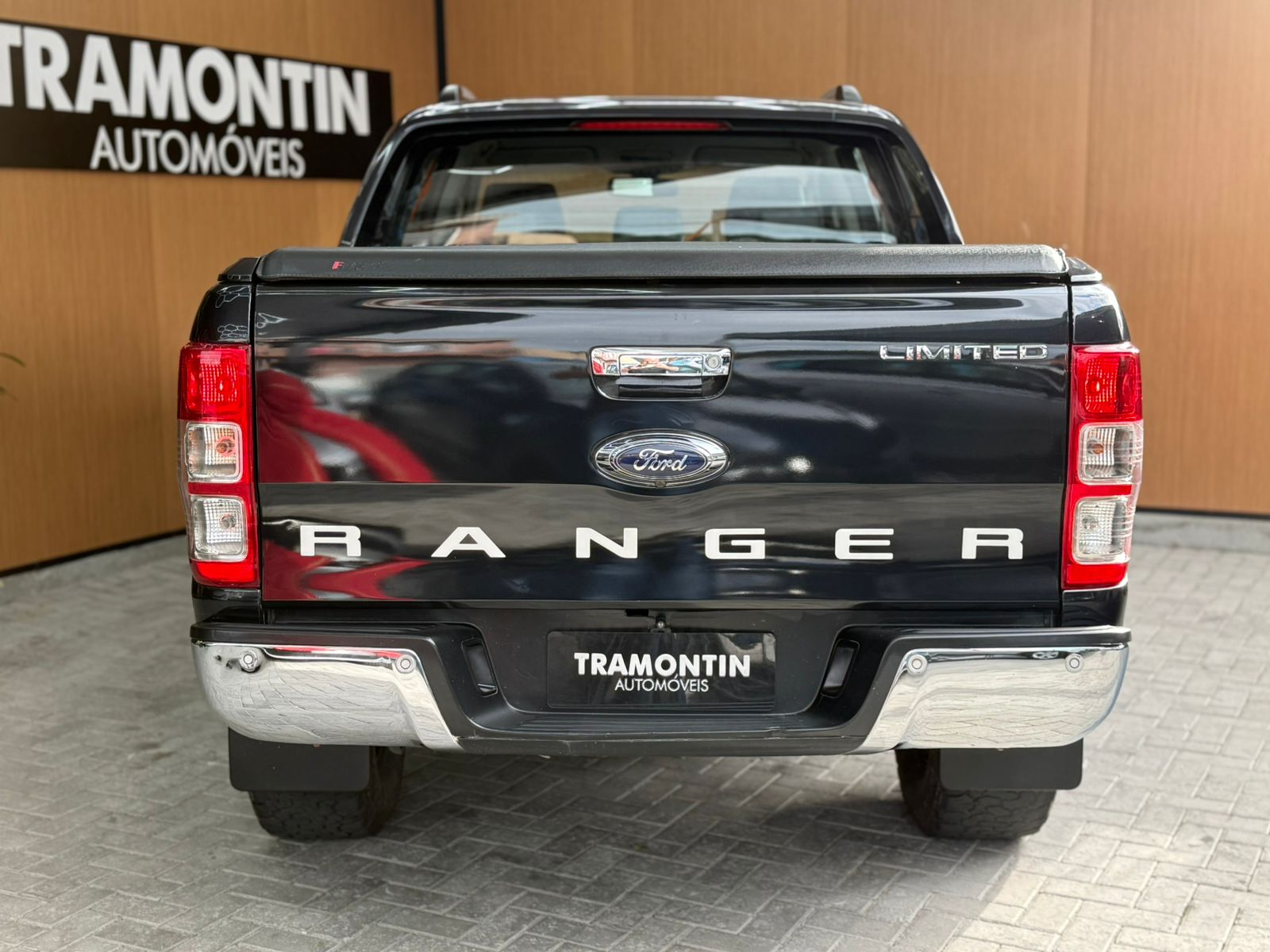 Foto número 609597 do veiculo