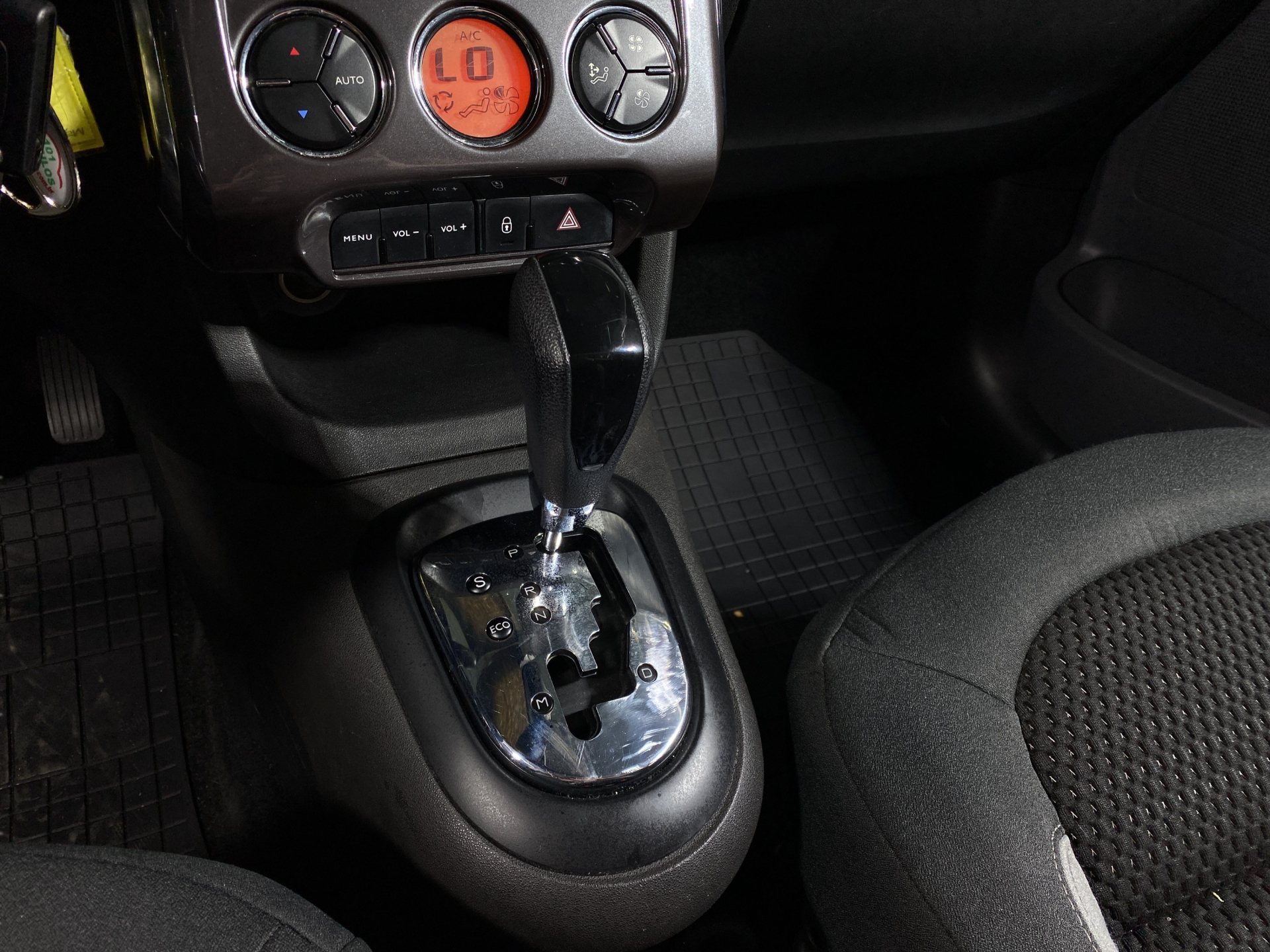 Foto número 612238 do veiculo