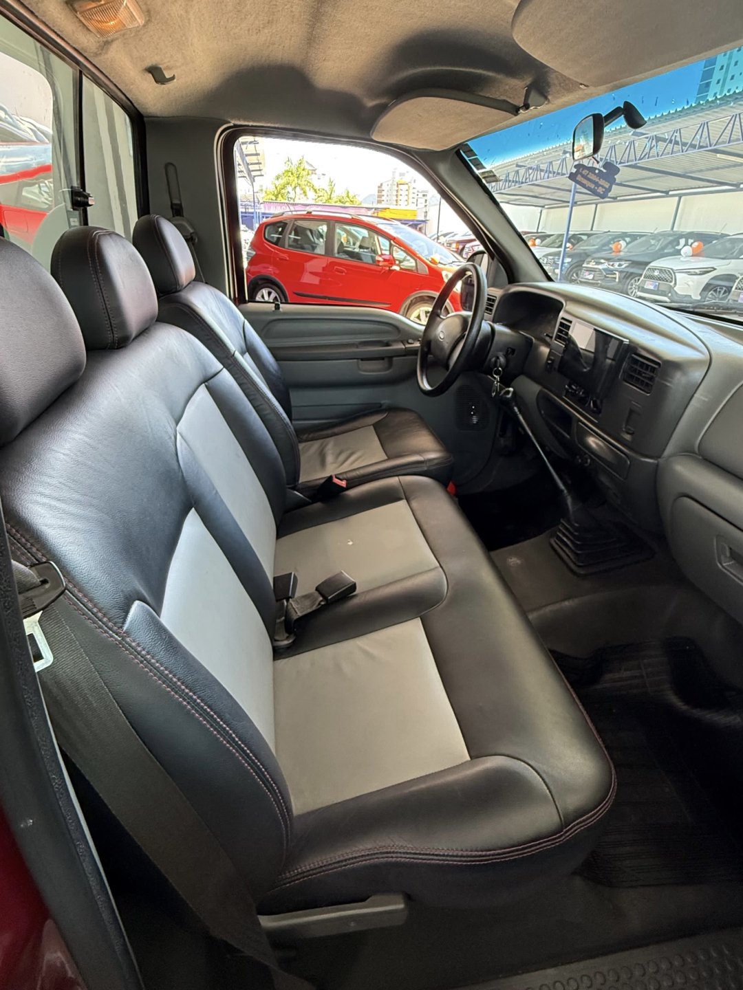 Foto número 619334 do veiculo