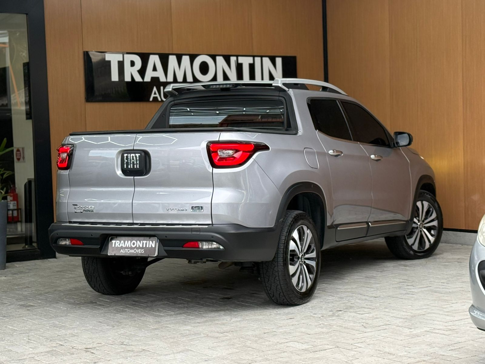 Foto número 599412 do veiculo