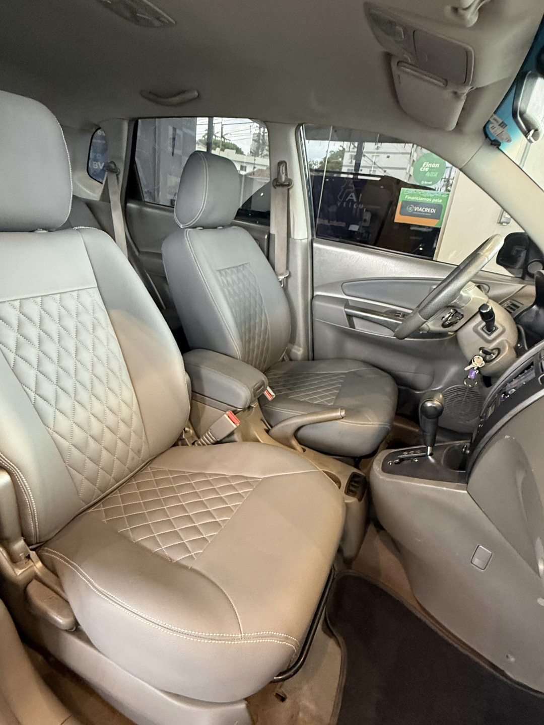 Foto número 619092 do veiculo