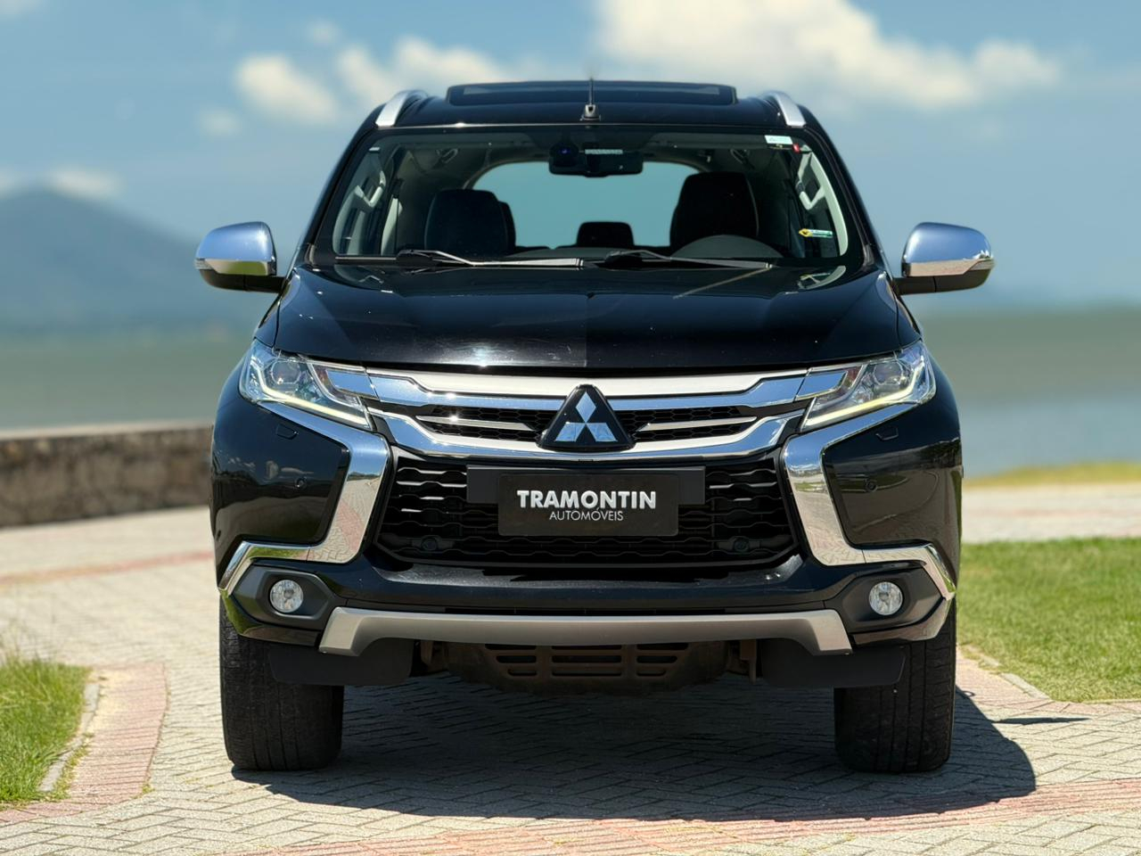 Foto número 601077 do veiculo