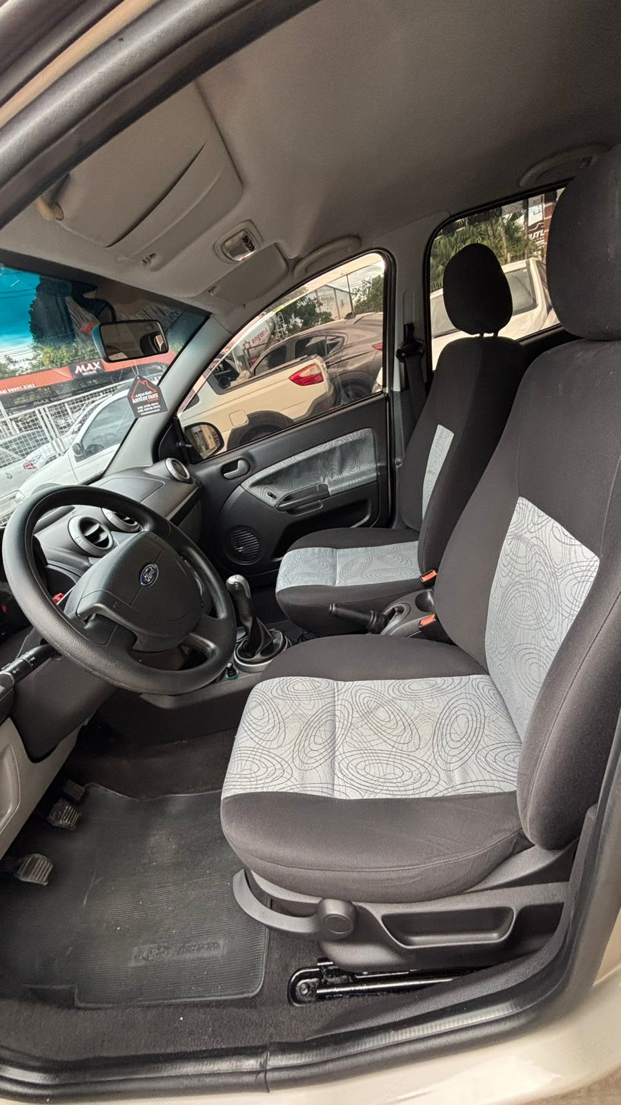 Foto número 619810 do veiculo