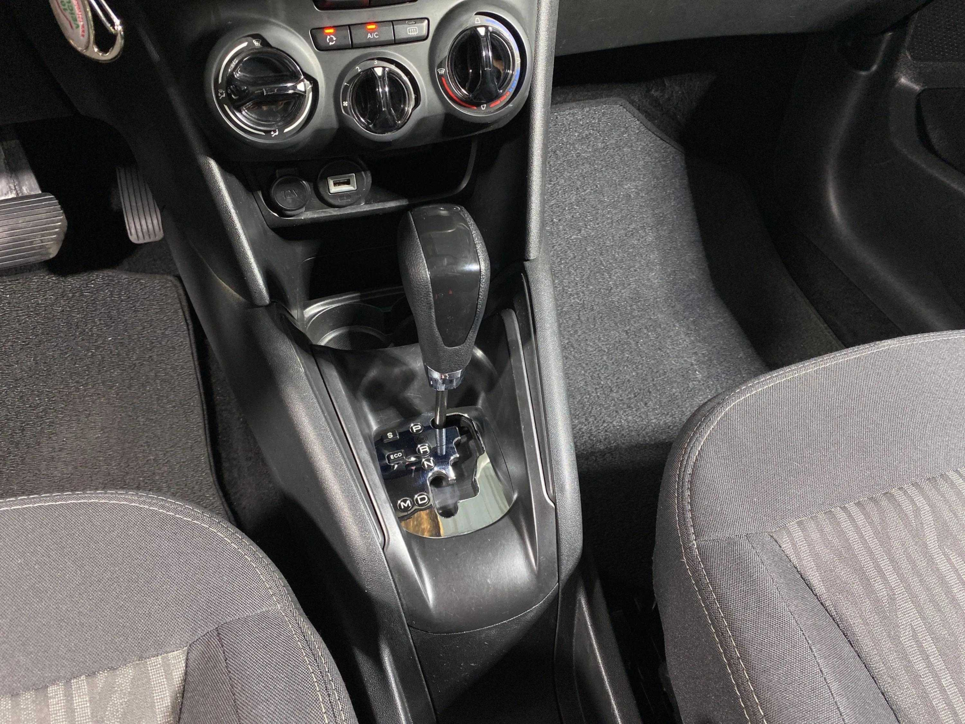 Foto número 619986 do veiculo