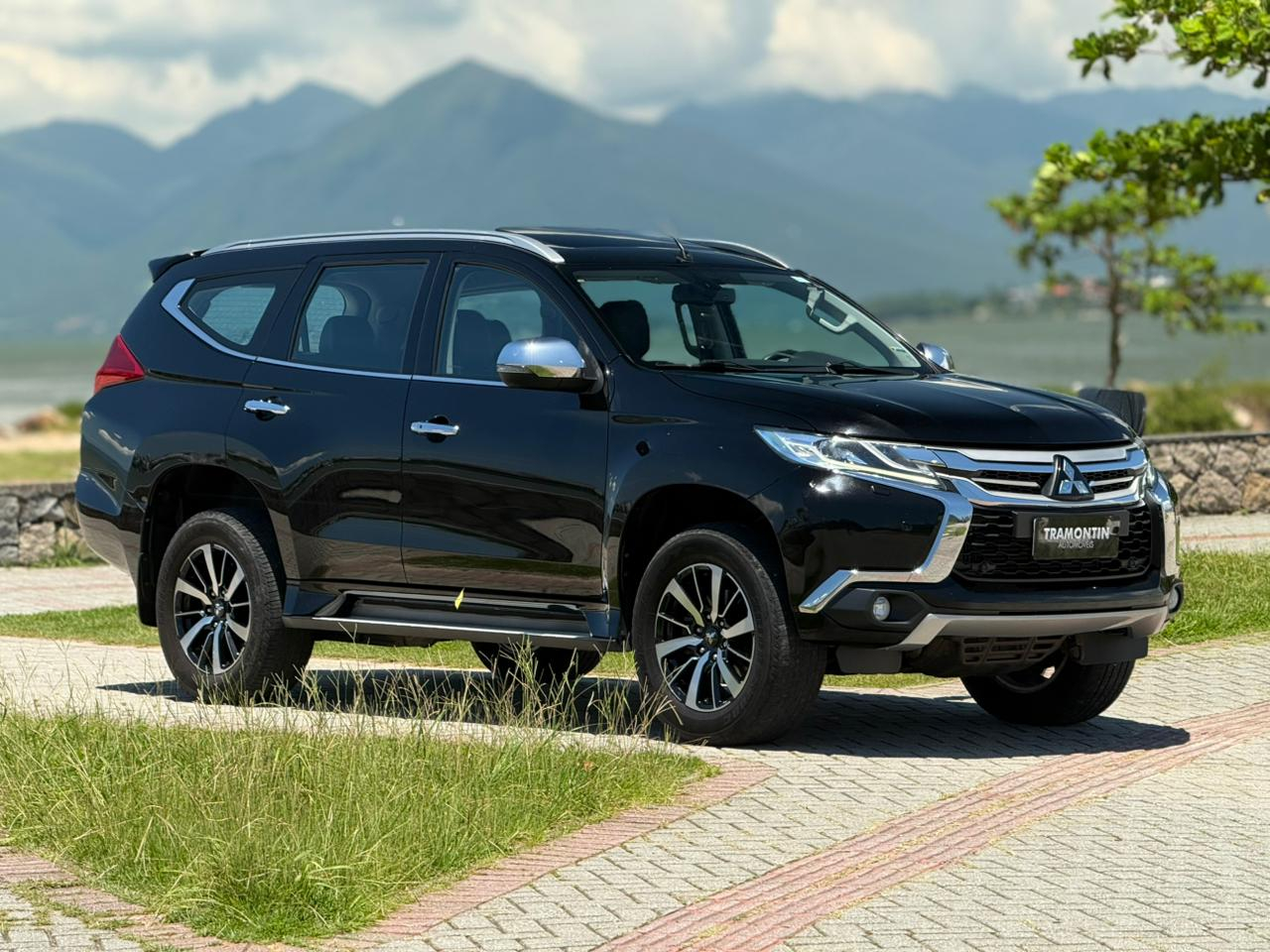 Foto número 601076 do veiculo