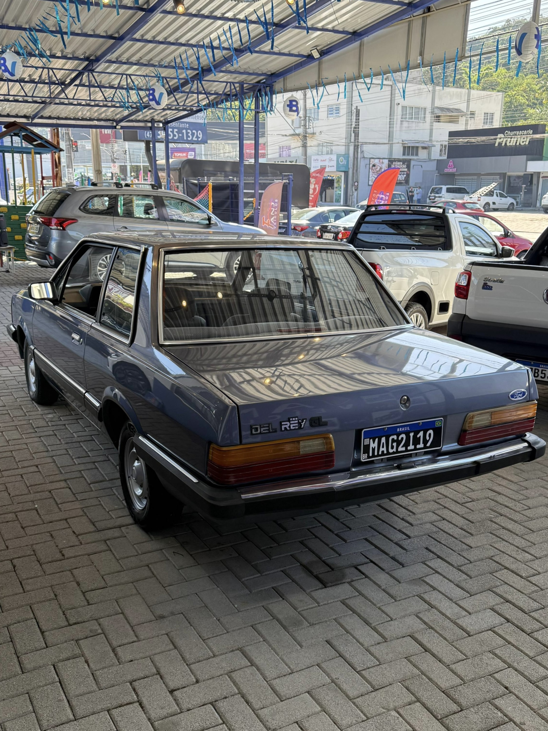 Foto número 619135 do veiculo