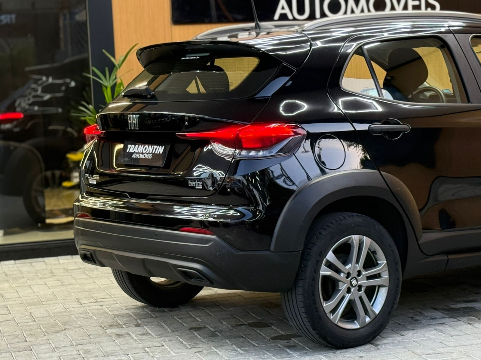 Foto número 628253 do veiculo