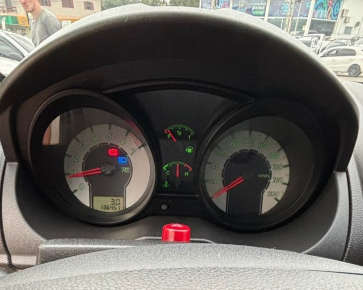 Foto número 619809 do veiculo