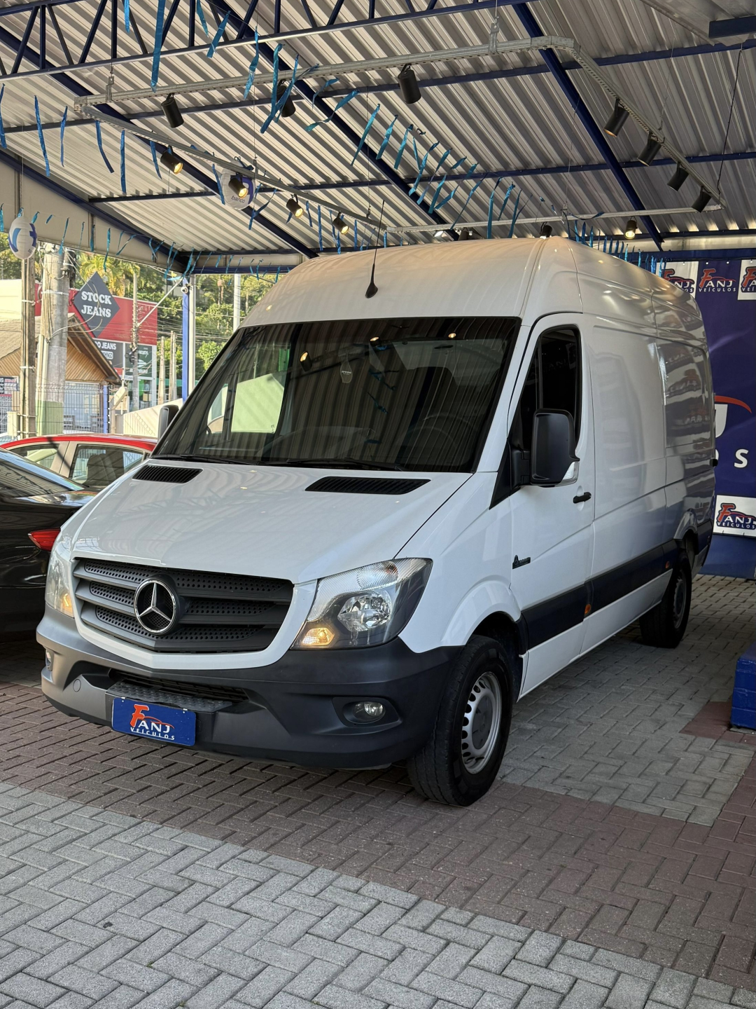 Foto número 619154 do veiculo