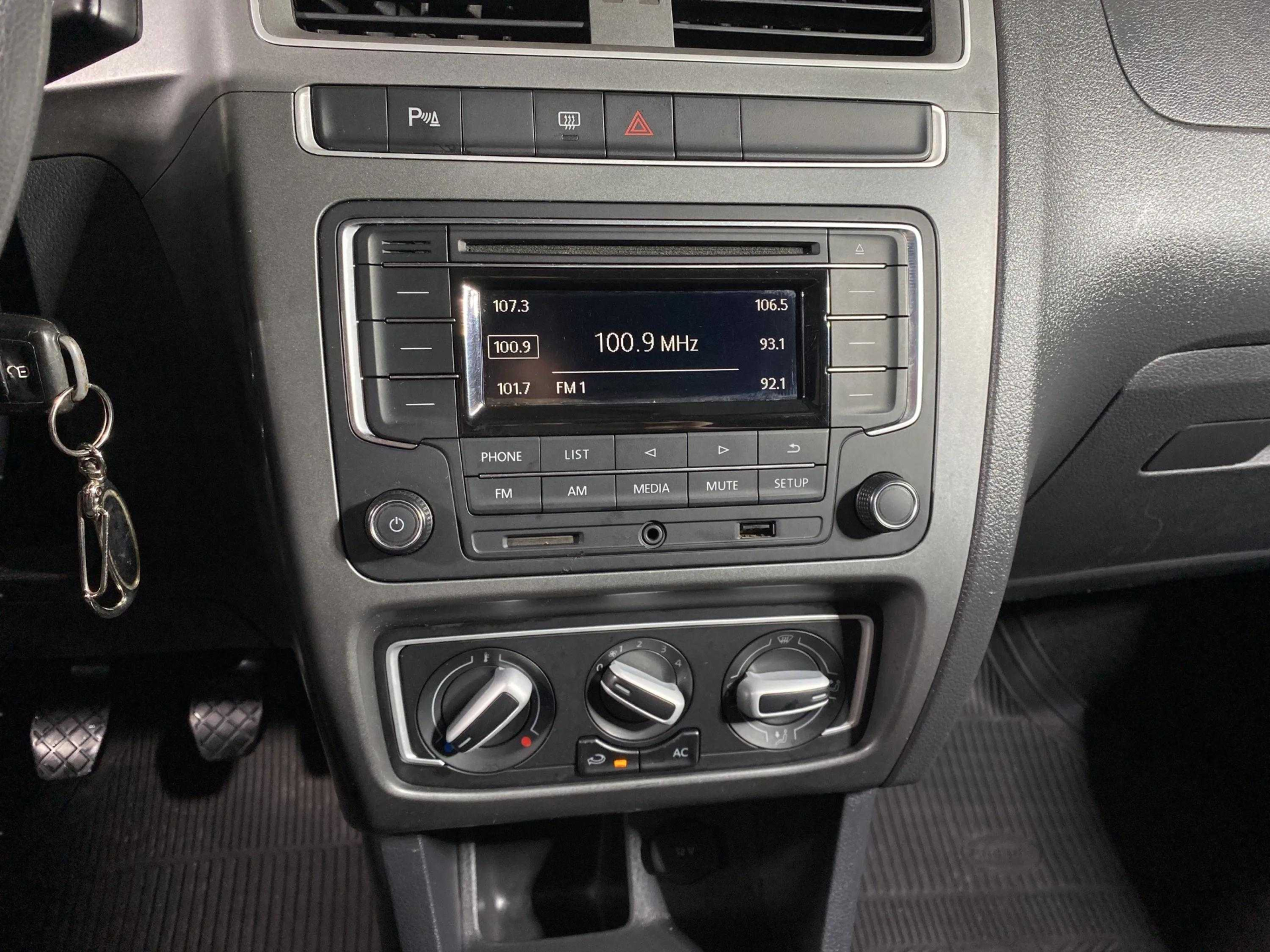 Foto número 615621 do veiculo