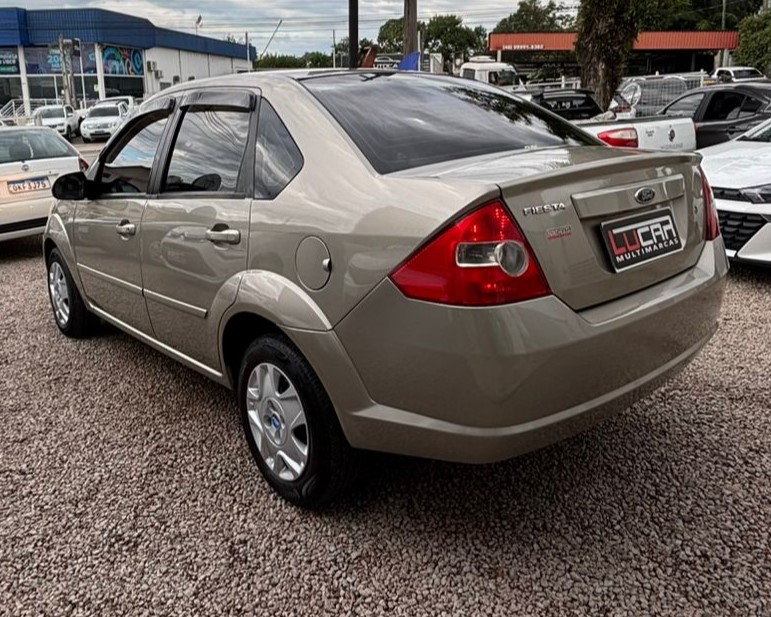 Foto número 619808 do veiculo