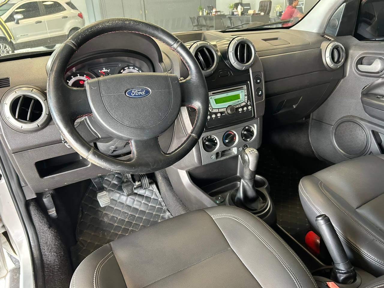 Foto número 602243 do veiculo