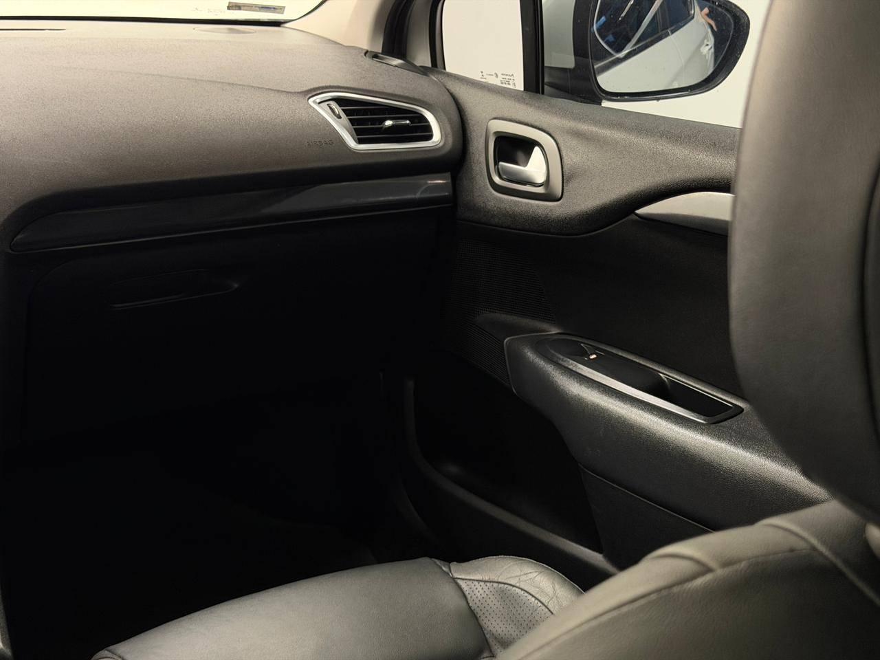 Foto número 597849 do veiculo