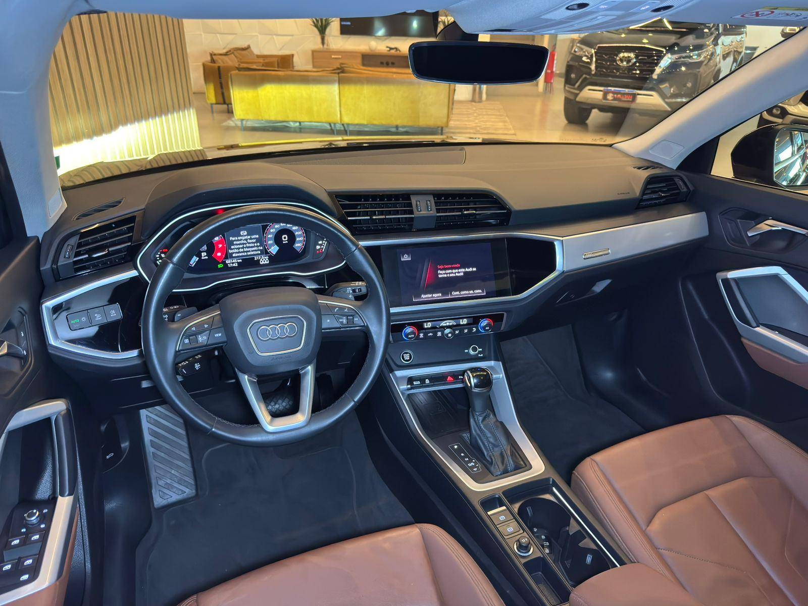 Foto número 606940 do veiculo