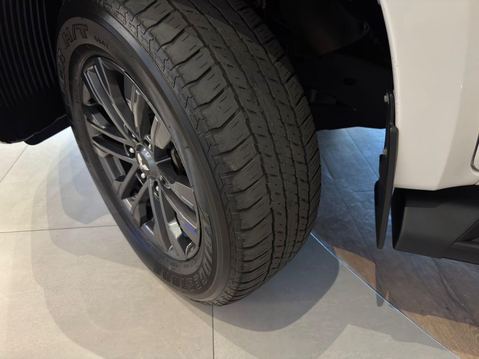 Foto número 606994 do veiculo