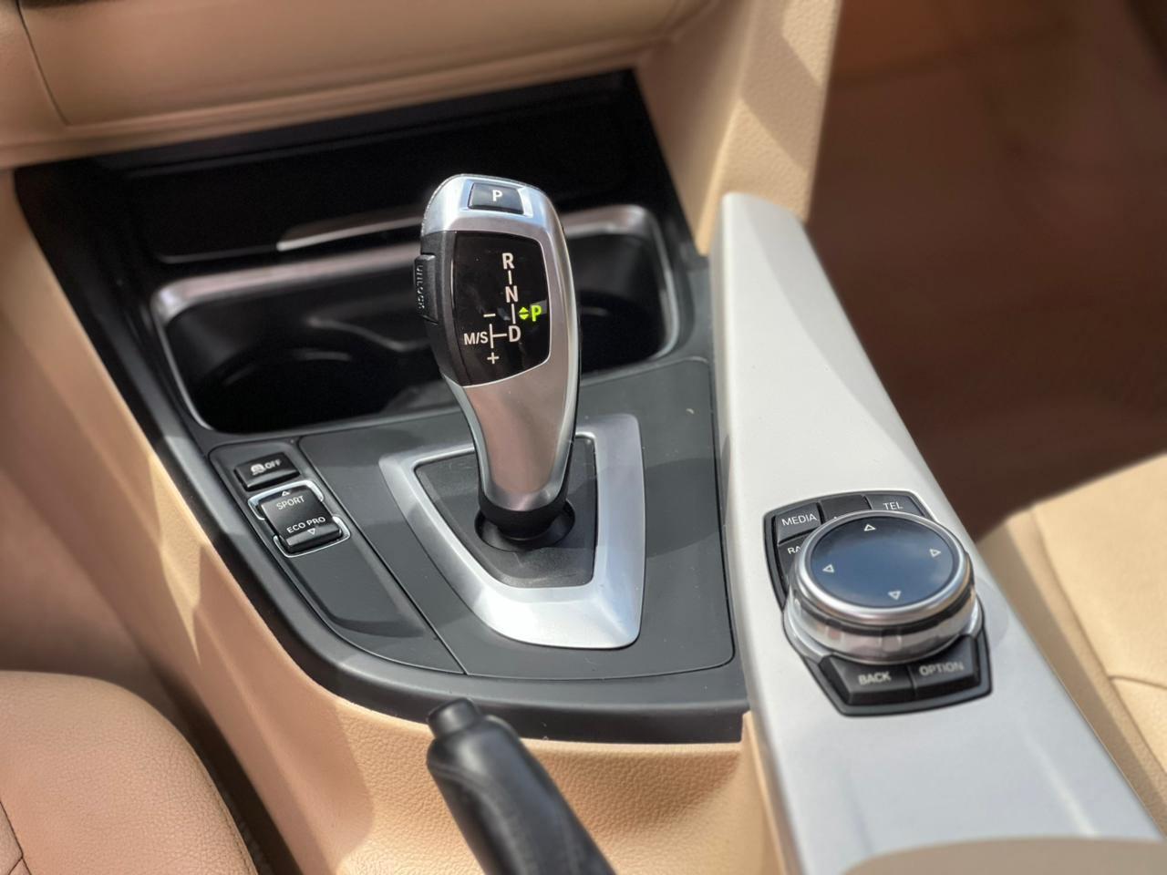 Foto número 609438 do veiculo