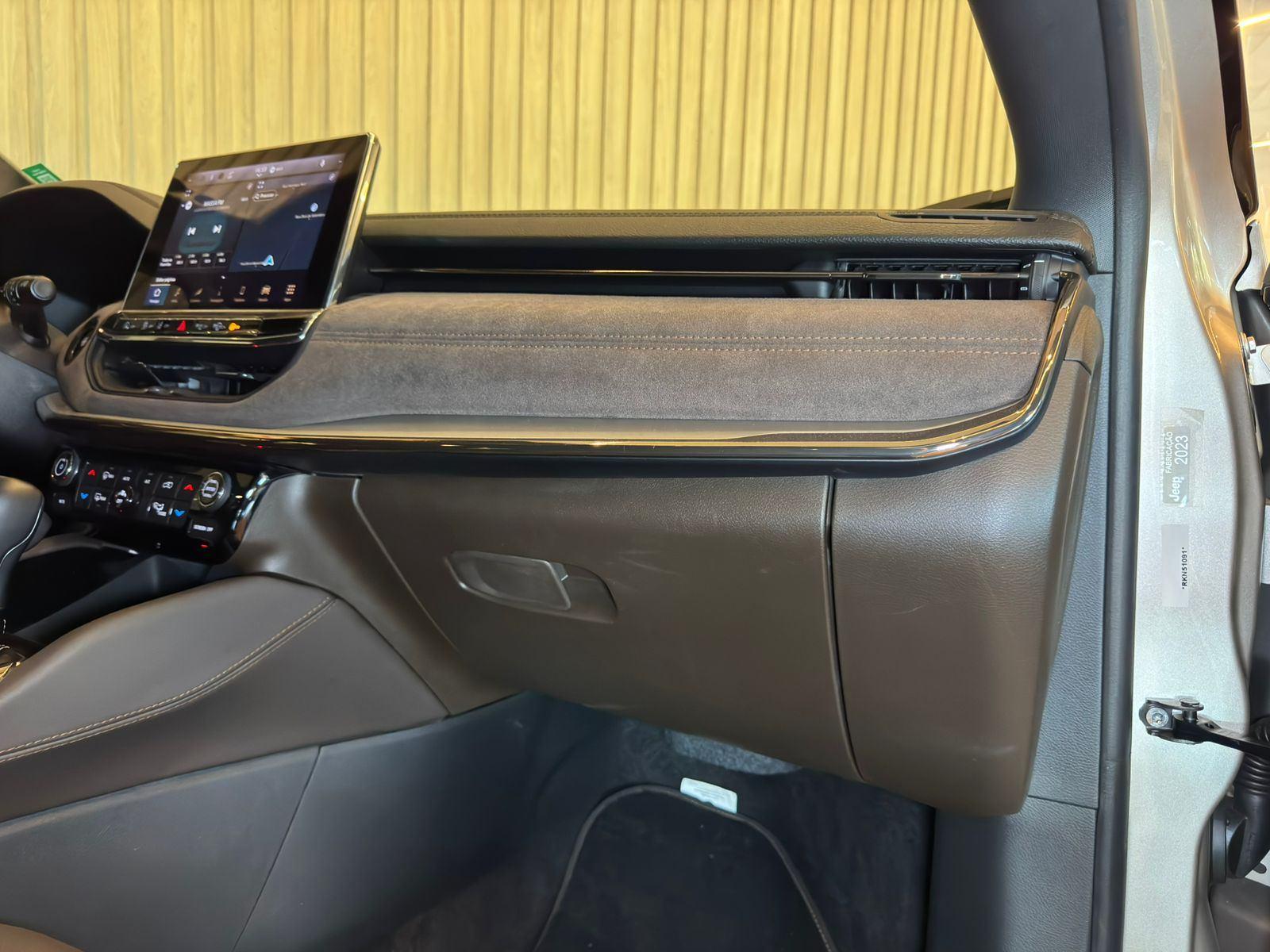 Foto número 606980 do veiculo