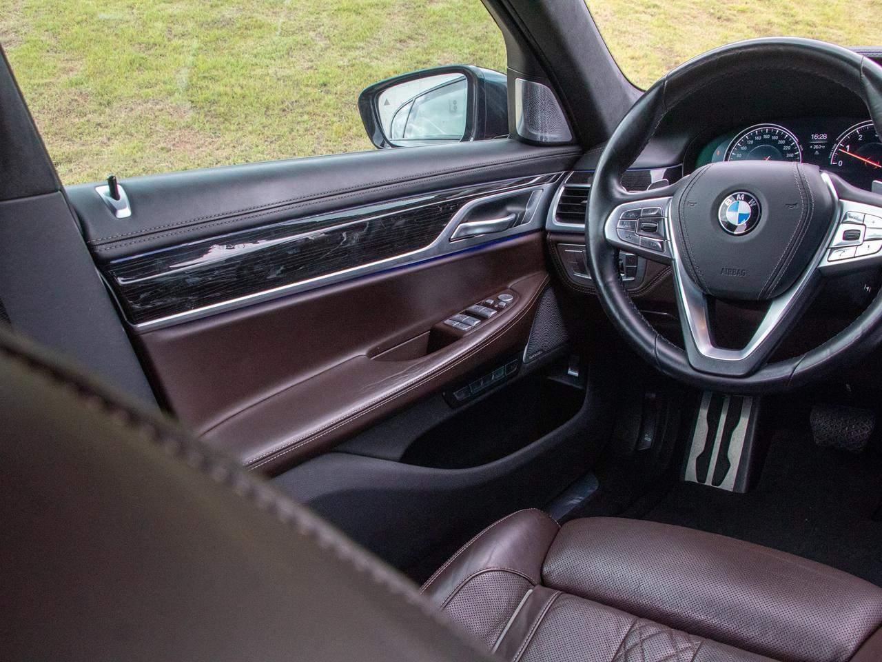 Foto número 600282 do veiculo