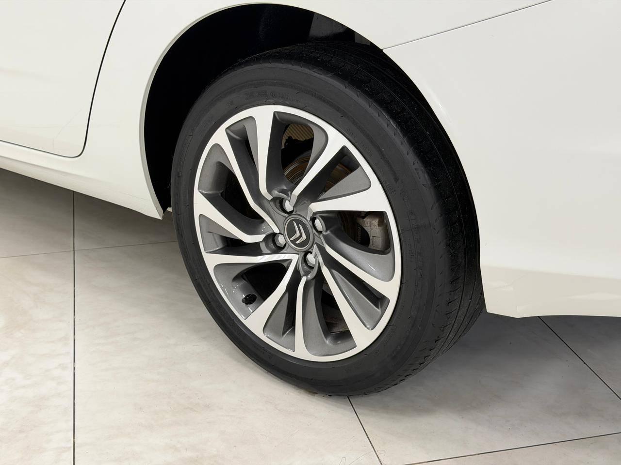 Foto número 597854 do veiculo