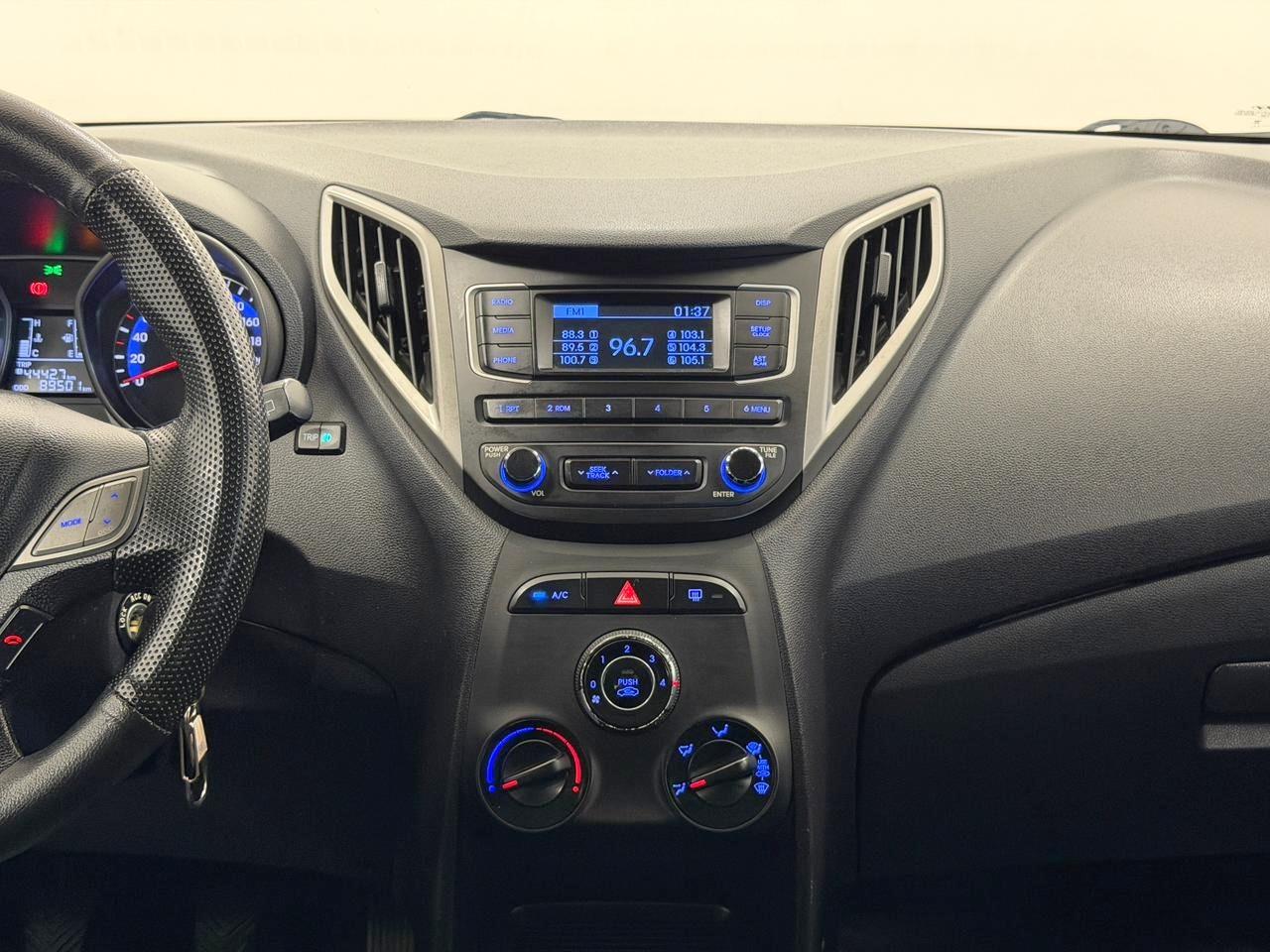 Foto número 600365 do veiculo