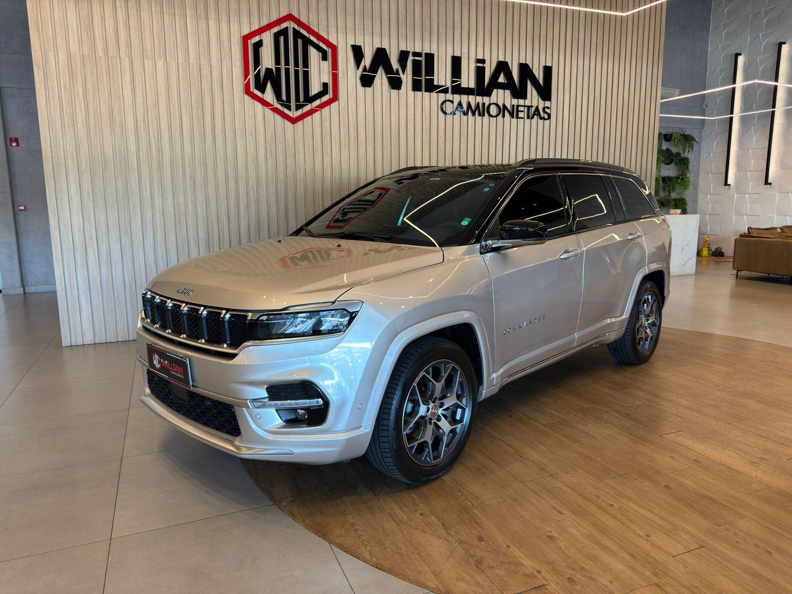 Foto número 606958 do veiculo