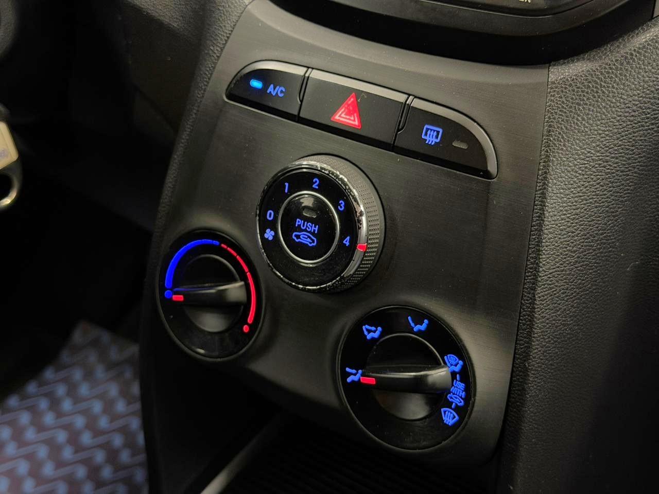 Foto número 600368 do veiculo