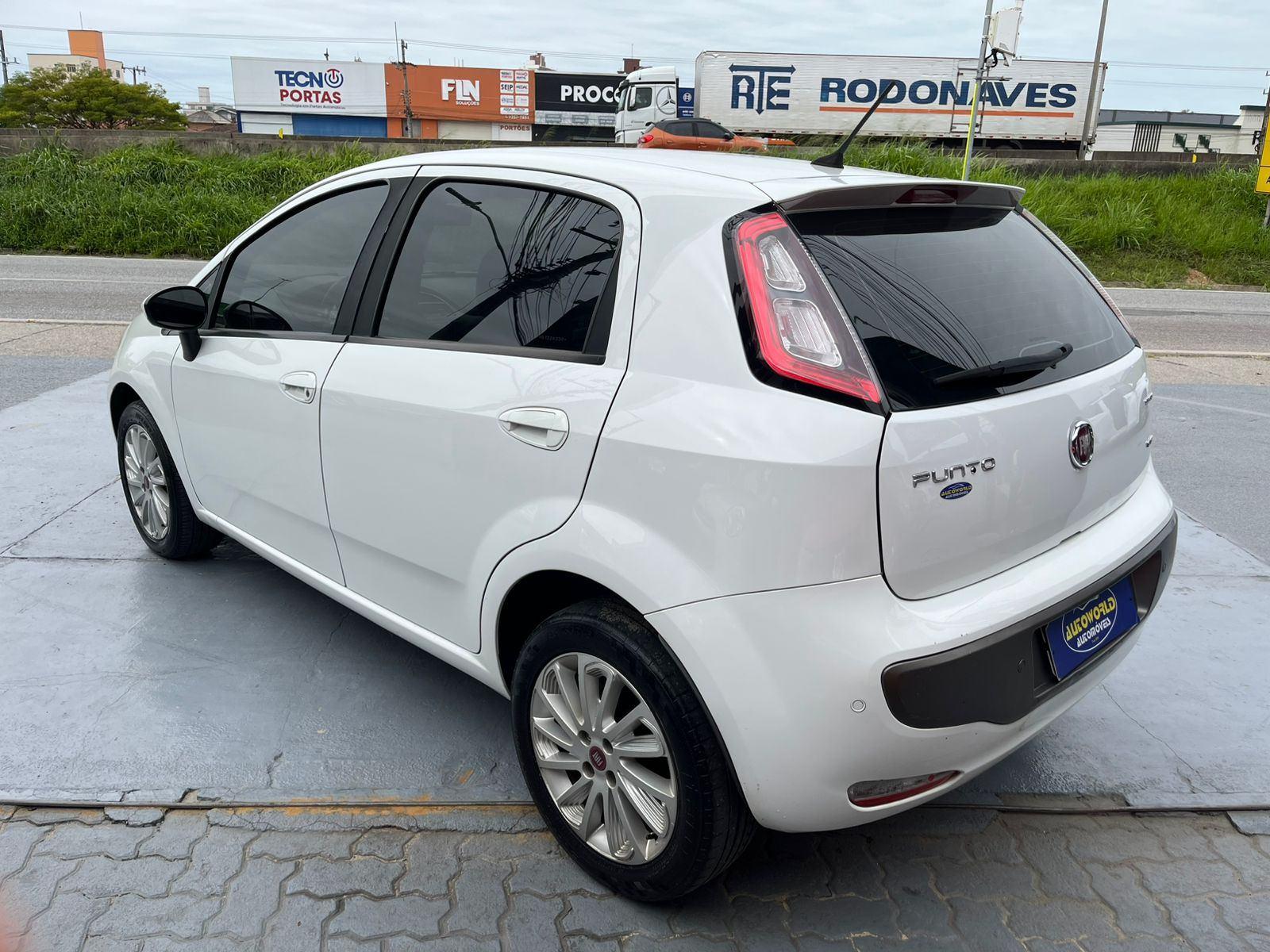 Foto número 636741 do veiculo