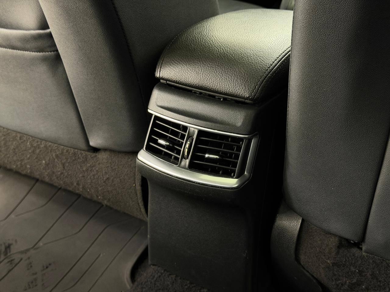 Foto número 597851 do veiculo