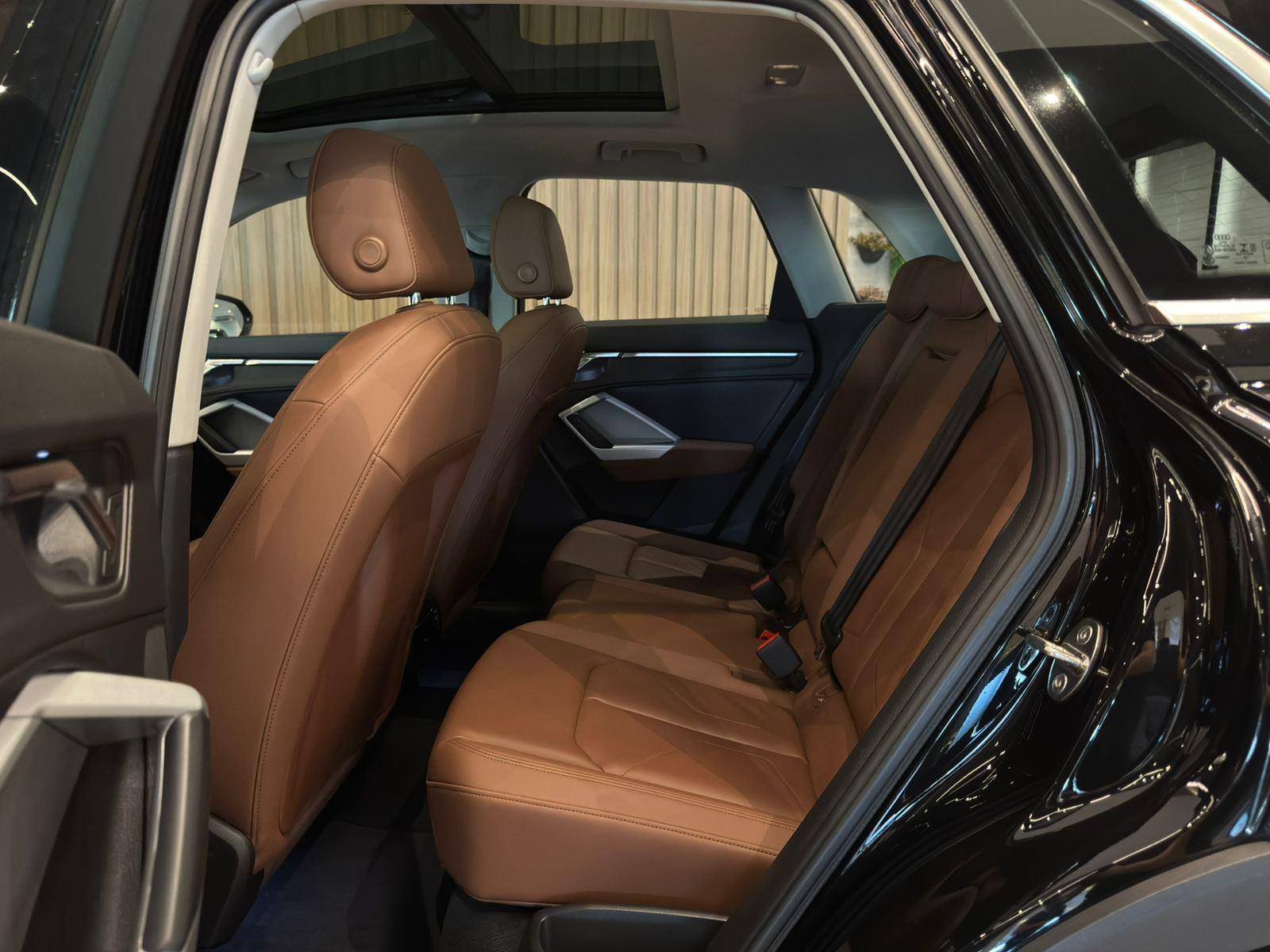 Foto número 606929 do veiculo