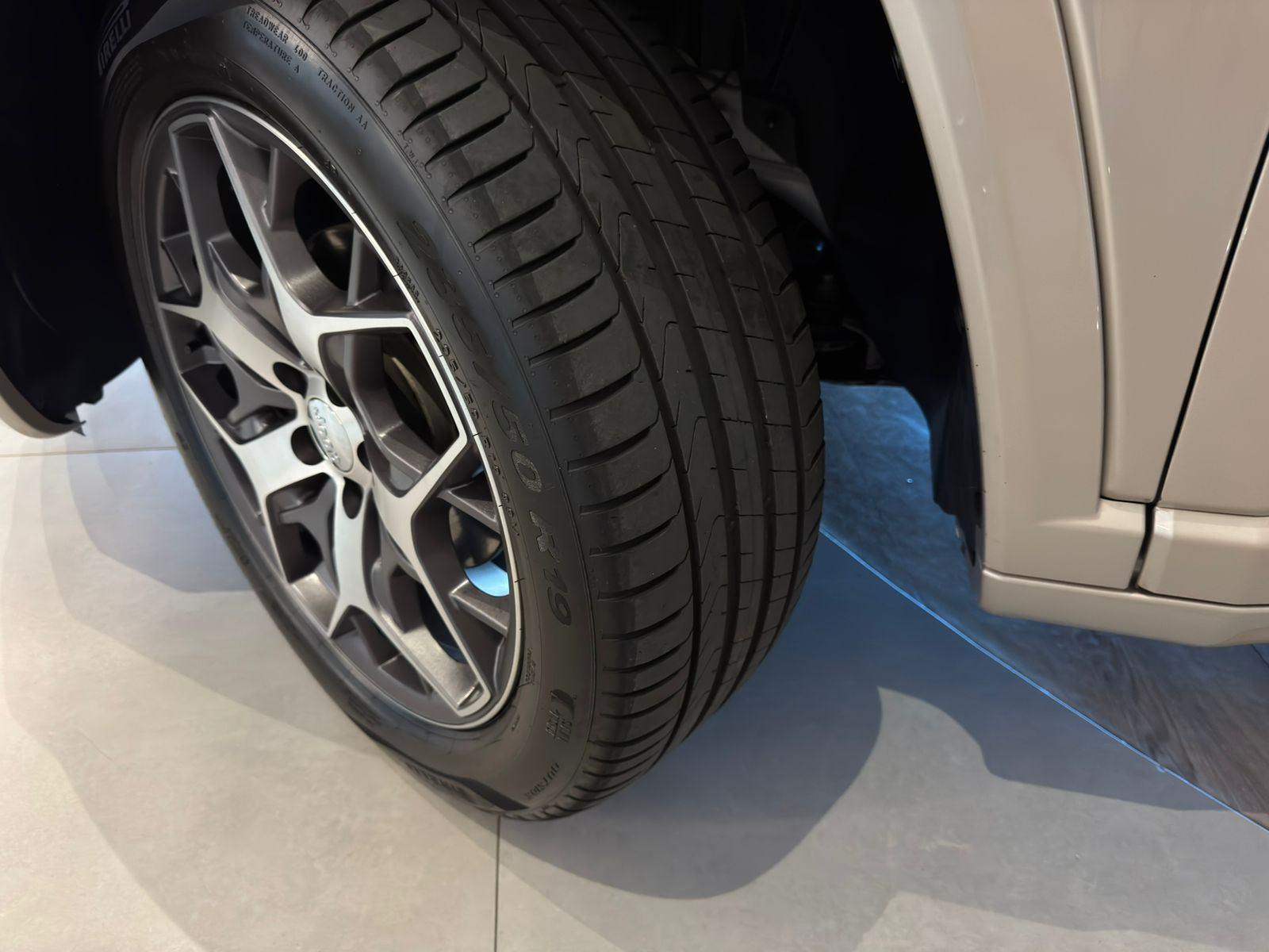 Foto número 606963 do veiculo