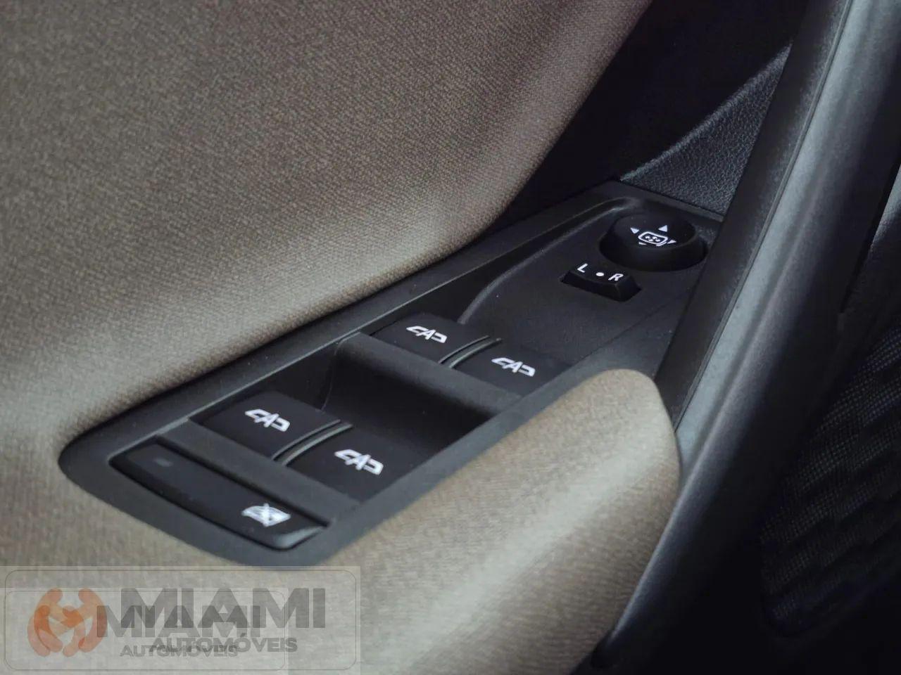 Foto número 607749 do veiculo