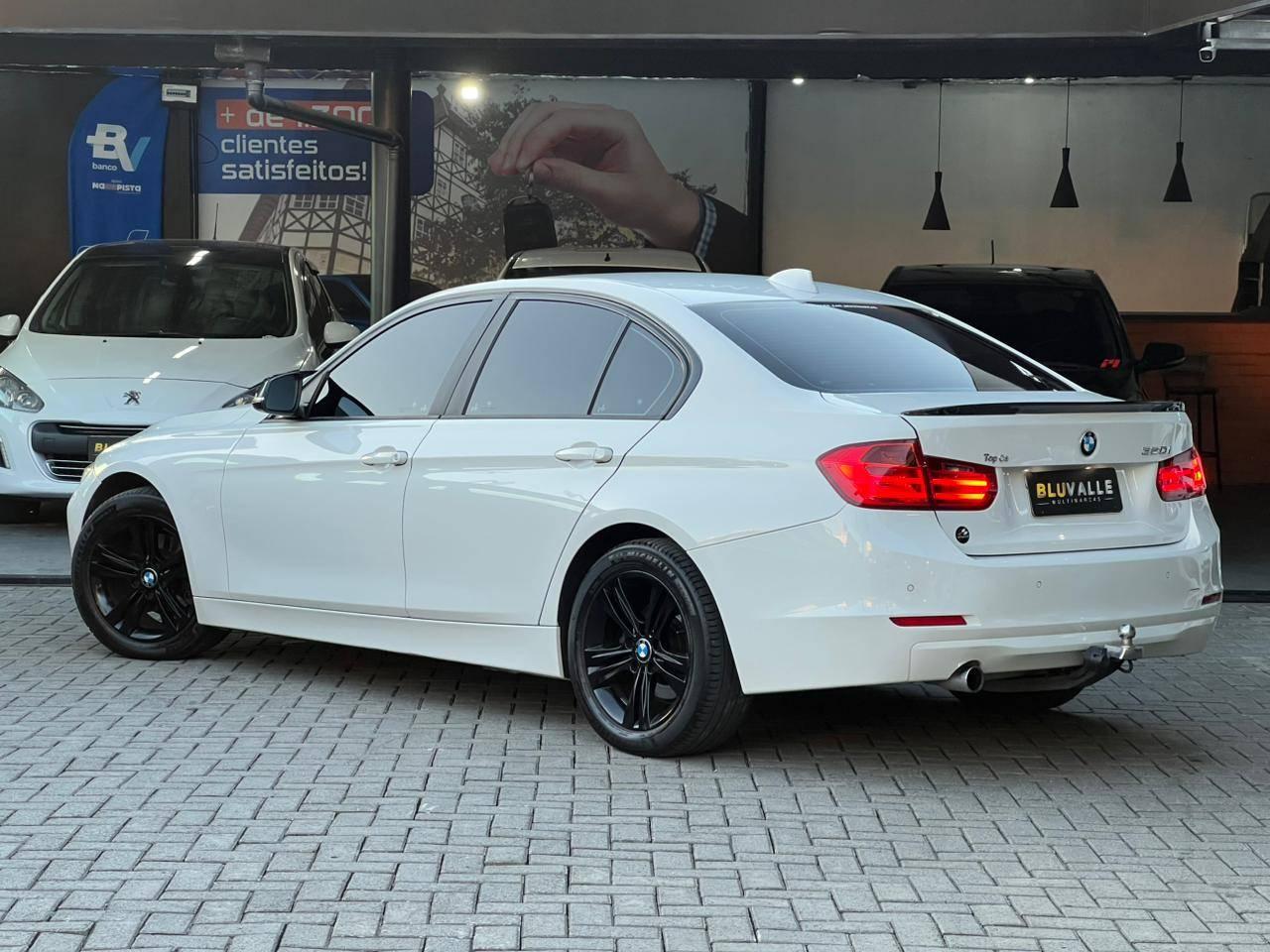 Foto número 609432 do veiculo