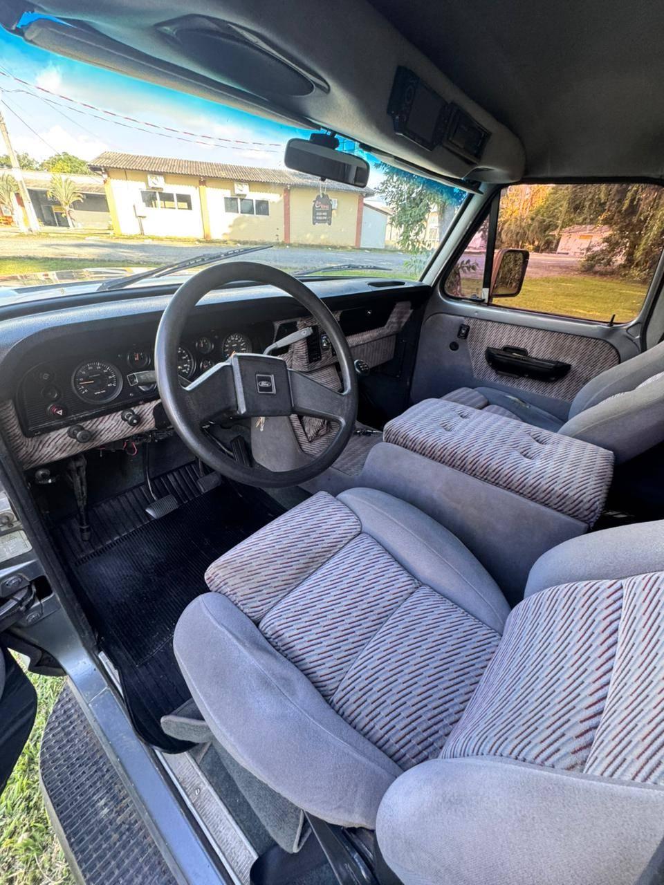 Foto número 624020 do veiculo